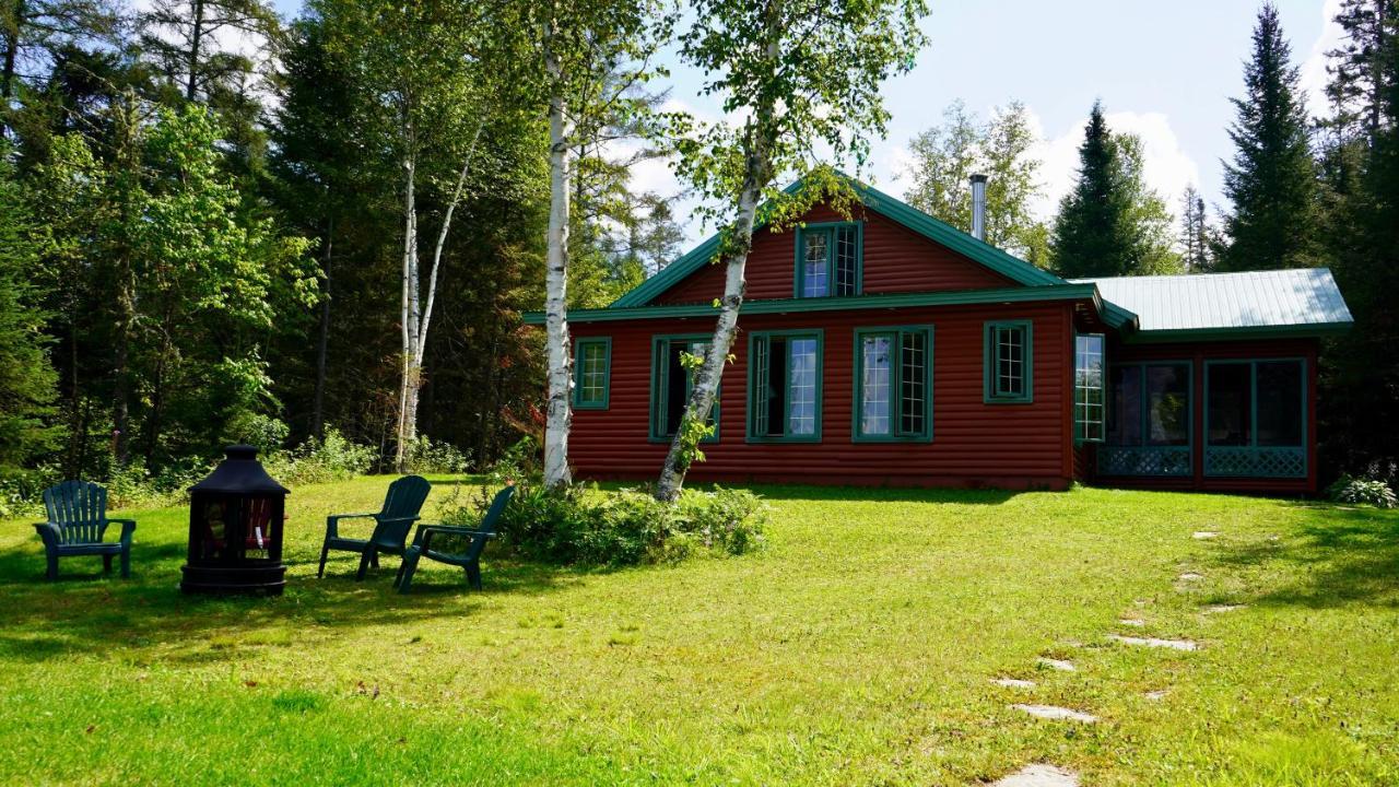 Villa Le Cent Chicoutimi Exterior foto